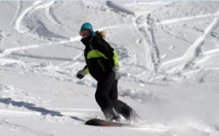  Pista de snowboard roja.